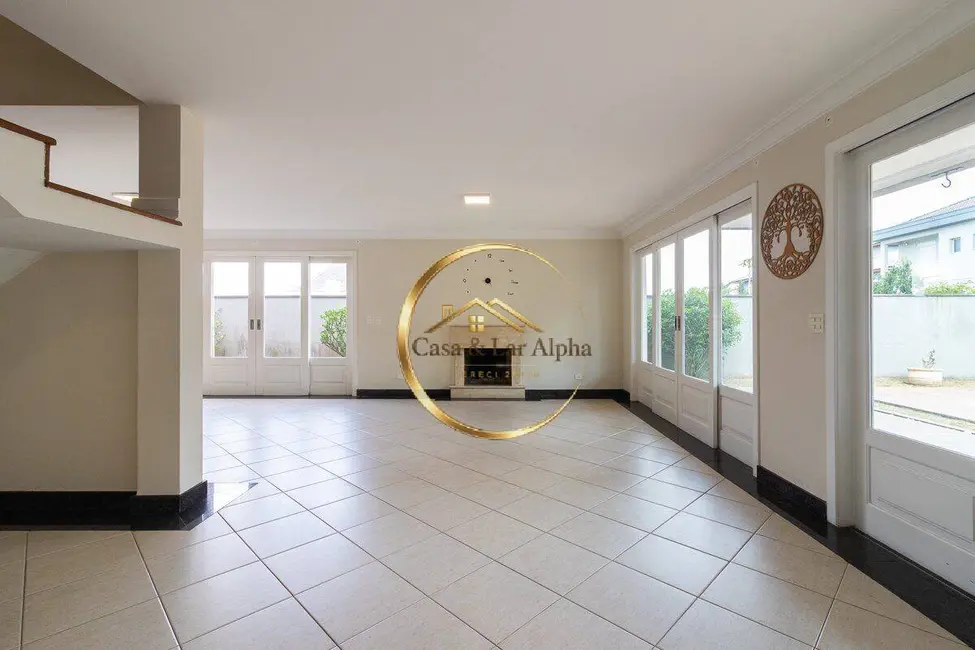 Casa com 2 quartos à venda e para alugar, 430m2 em Aldeia da Serra, Barueri - SP - imagem 3 Foto 3 de Casa com 2 quartos à venda e para alugar, 430m2 em Aldeia da Serra, Barueri - SP