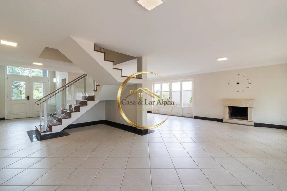 Casa com 2 quartos à venda e para alugar, 430m2 em Aldeia da Serra, Barueri - SP - imagem 2 Foto 2 de Casa com 2 quartos à venda e para alugar, 430m2 em Aldeia da Serra, Barueri - SP