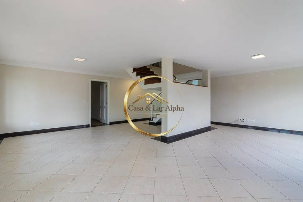 Casa com 2 quartos à venda e para alugar, 430m2 em Aldeia da Serra, Barueri - SP - imagem 5 Foto 5 de Casa com 2 quartos à venda e para alugar, 430m2 em Aldeia da Serra, Barueri - SP