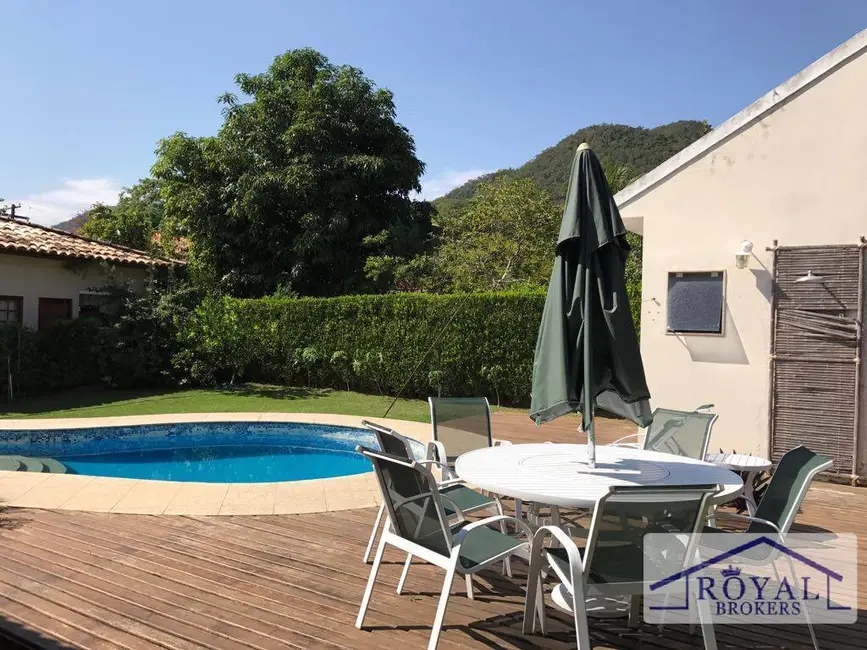 Casa de Condomínio com 4 quartos à venda, 600m2 em Engenho do Mato, Niteroi - RJ - imagem 5 Foto 5 de Casa de Condomínio com 4 quartos à venda, 600m2 em Engenho do Mato, Niteroi - RJ