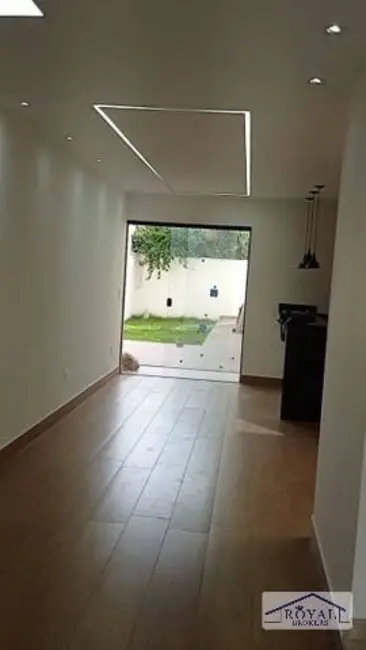 Foto 4 de Casa de Condomínio com 4 quartos à venda, 225m2 em Itaipu, Niteroi - RJ