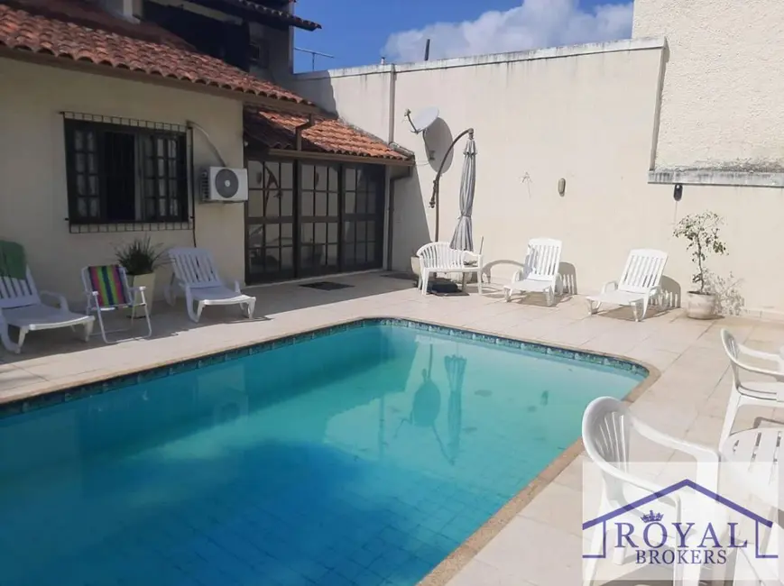 Foto 4 de Casa com 5 quartos à venda, 386m2 em Piratininga, Niteroi - RJ