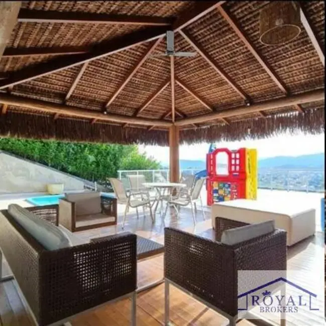 Foto 4 de Casa com 4 quartos à venda, 650m2 em Itaipu, Niteroi - RJ