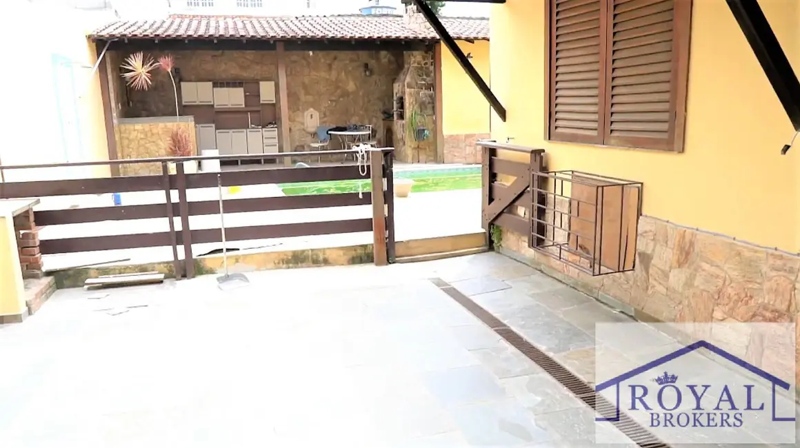 Foto 5 de Casa com 3 quartos à venda, 350m2 em Maravista, Niteroi - RJ