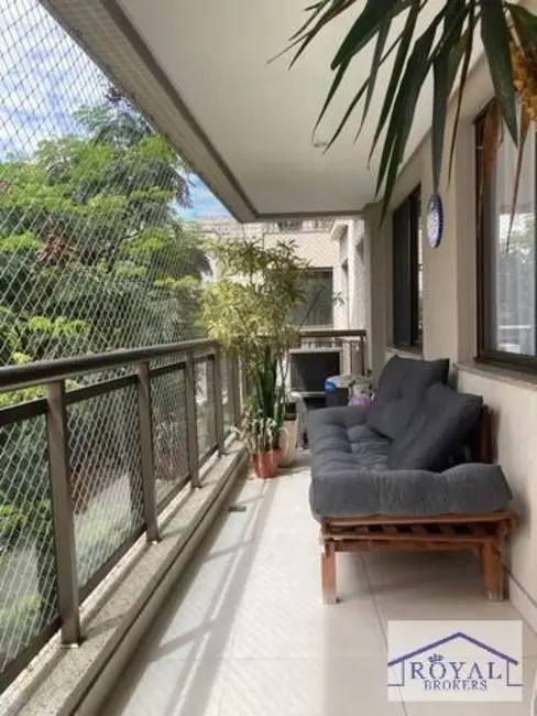 Foto 3 de Apartamento com 3 quartos à venda, 130m2 em Icaraí, Niteroi - RJ