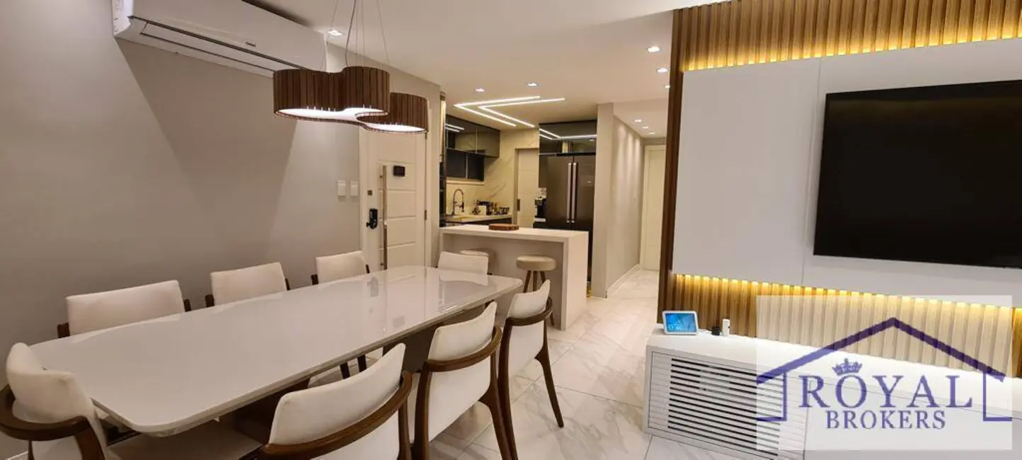 Apartamento com 2 quartos à venda, 110m2 em Icaraí, Niteroi - RJ - imagem 3 Foto 3 de Apartamento com 2 quartos à venda, 110m2 em Icaraí, Niteroi - RJ