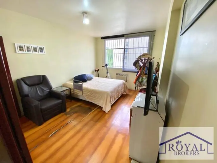 Apartamento com 4 quartos à venda, 170m2 em Icaraí, Niteroi - RJ - imagem 4 Foto 4 de Apartamento com 4 quartos à venda, 170m2 em Icaraí, Niteroi - RJ