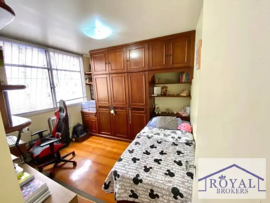 Apartamento com 4 quartos à venda, 170m2 em Icaraí, Niteroi - RJ - imagem 5 Foto 5 de Apartamento com 4 quartos à venda, 170m2 em Icaraí, Niteroi - RJ