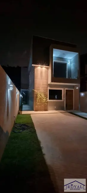 Foto 1 de Casa com 2 quartos à venda, 180m2 em Piratininga, Niteroi - RJ