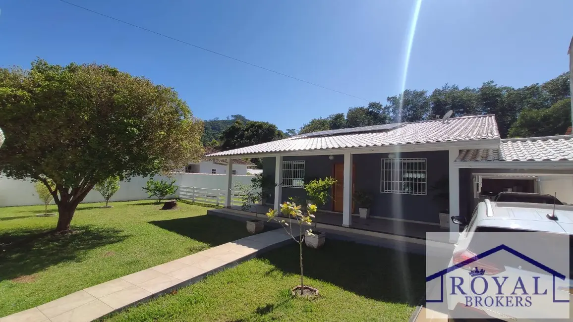 Casa com 3 quartos à venda, 827m2 em Várzea das Moças, Niteroi - RJ - imagem 3 Foto 3 de Casa com 3 quartos à venda, 827m2 em Várzea das Moças, Niteroi - RJ