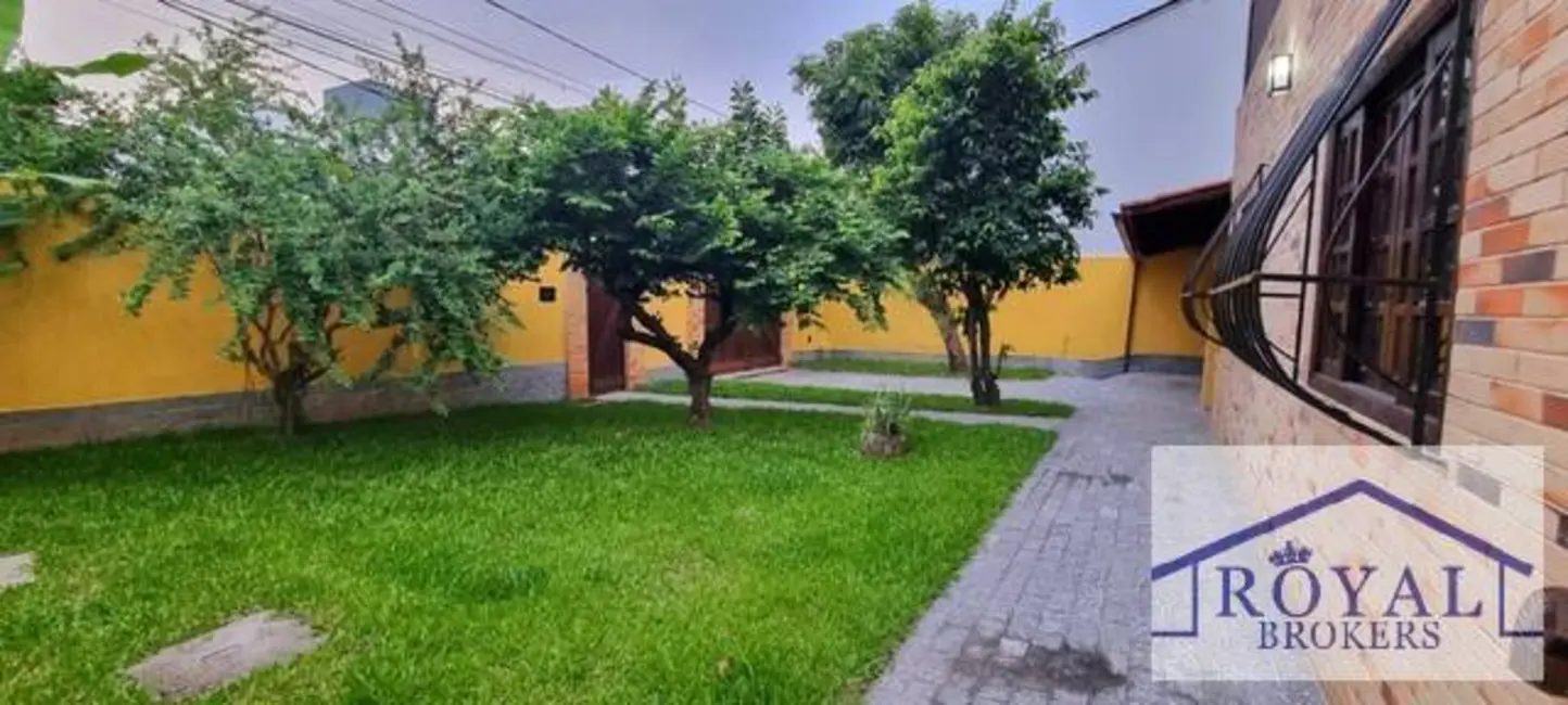 Foto 2 de Casa com 4 quartos à venda, 450m2 em Itaipu, Niteroi - RJ