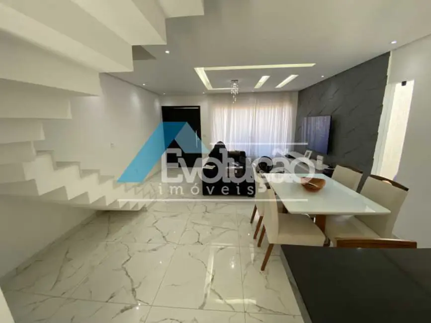 Casa de Condomínio com 3 quartos à venda, 125m2 em Rio De Janeiro - RJ - imagem 1 Foto 1 de Casa de Condomínio com 3 quartos à venda, 125m2 em Rio De Janeiro - RJ