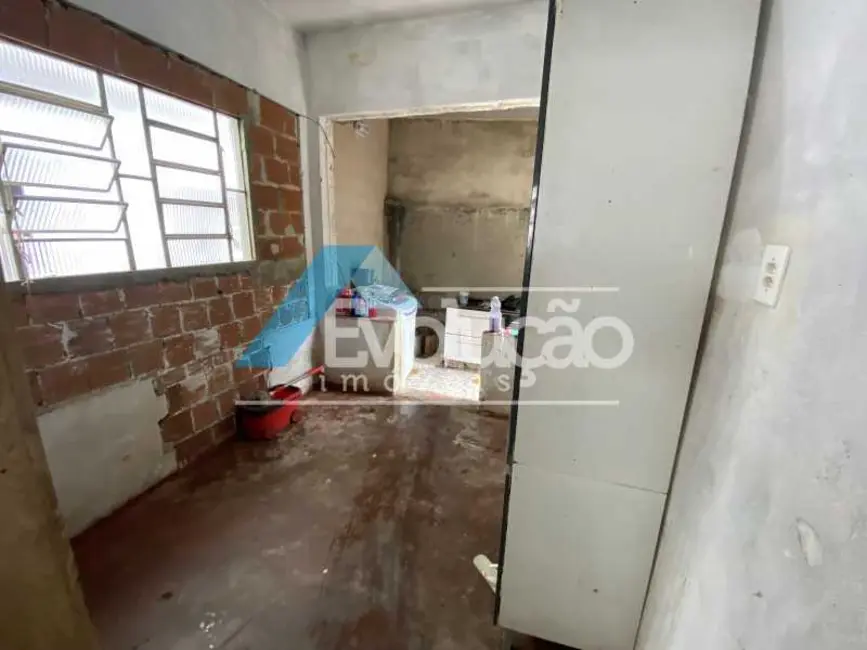 Foto 9 de Casa com 2 quartos à venda, 140m2 em Rio De Janeiro - RJ