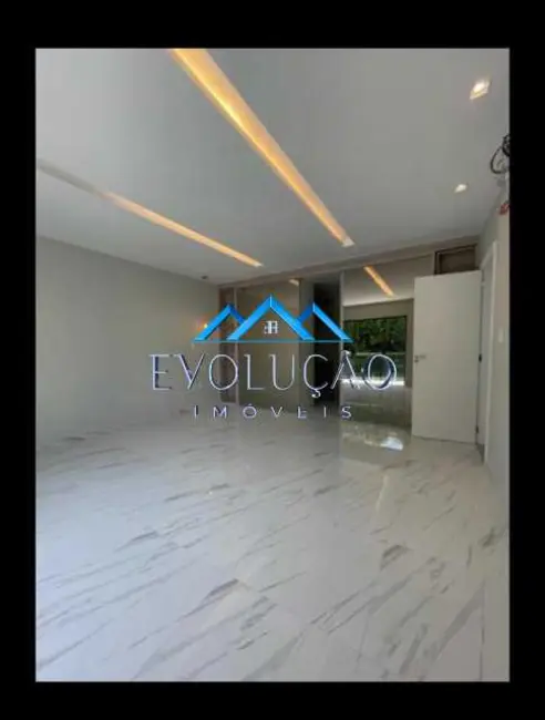 Casa de Condomínio com 6 quartos à venda e para alugar, 450m2 em Rio De Janeiro - RJ - imagem 6 Foto 6 de Casa de Condomínio com 6 quartos à venda e para alugar, 450m2 em Rio De Janeiro - RJ