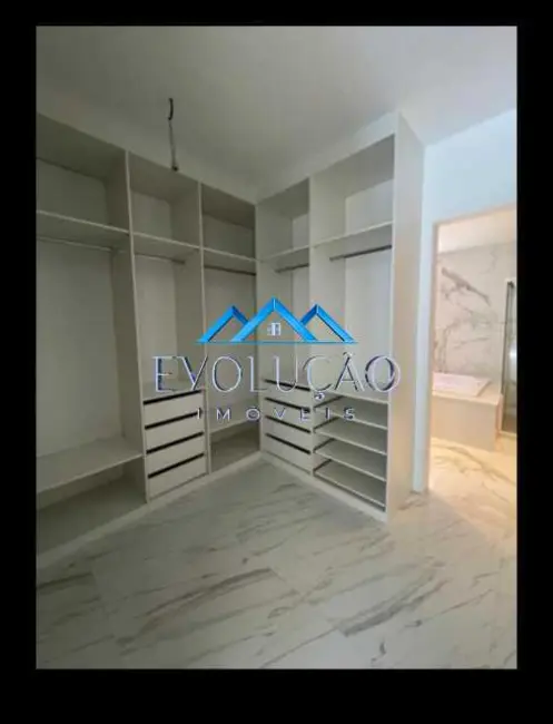 Casa de Condomínio com 6 quartos à venda e para alugar, 450m2 em Rio De Janeiro - RJ - imagem 2 Foto 2 de Casa de Condomínio com 6 quartos à venda e para alugar, 450m2 em Rio De Janeiro - RJ