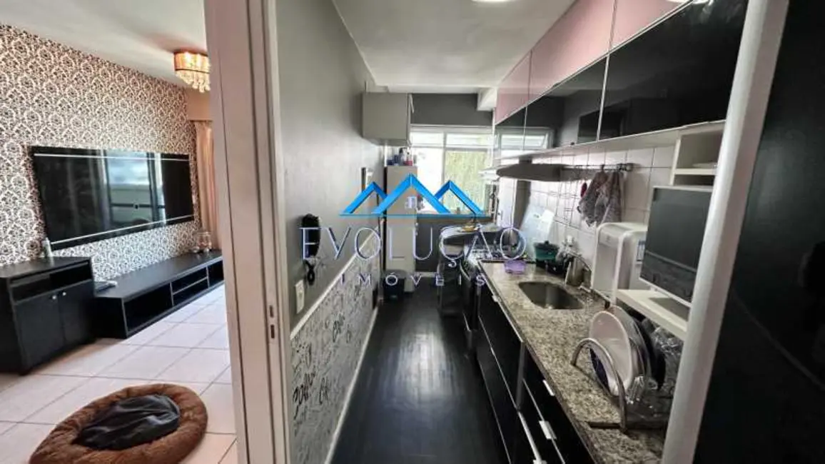 Apartamento com 2 quartos à venda, 67m2 em Rio De Janeiro - RJ - imagem 4 Foto 4 de Apartamento com 2 quartos à venda, 67m2 em Rio De Janeiro - RJ