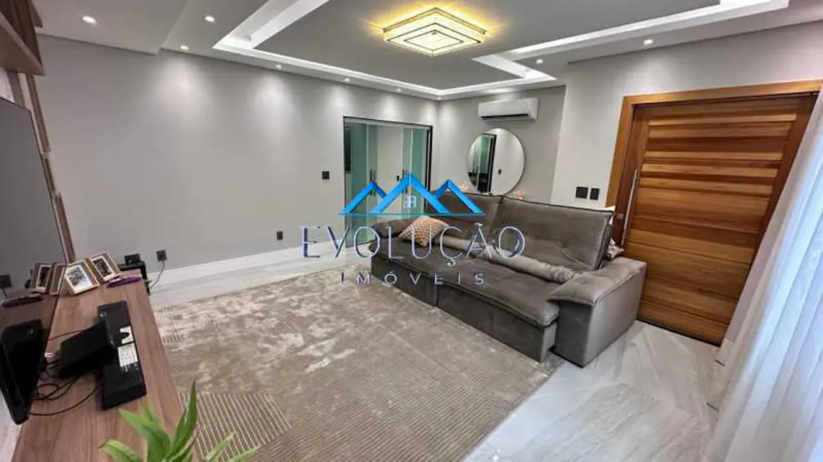 Foto 4 de Casa com 3 quartos à venda, 363m2 em Rio De Janeiro - RJ