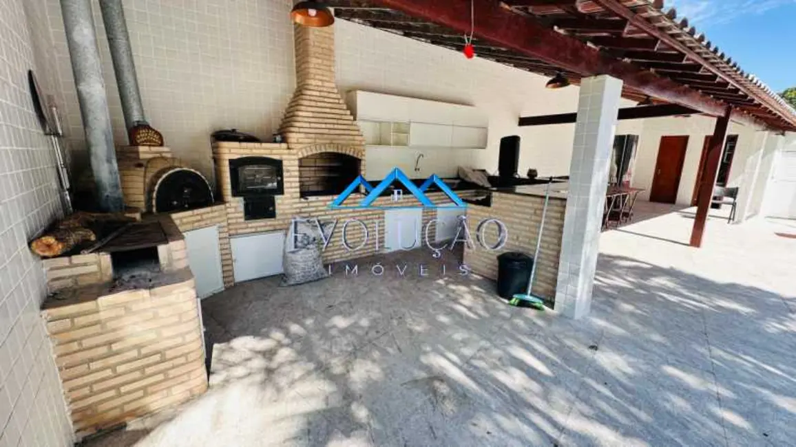 Sítio / Rancho com 4 quartos à venda, 600m2 em Rio De Janeiro - RJ - imagem 5 Foto 5 de Sítio / Rancho com 4 quartos à venda, 600m2 em Rio De Janeiro - RJ