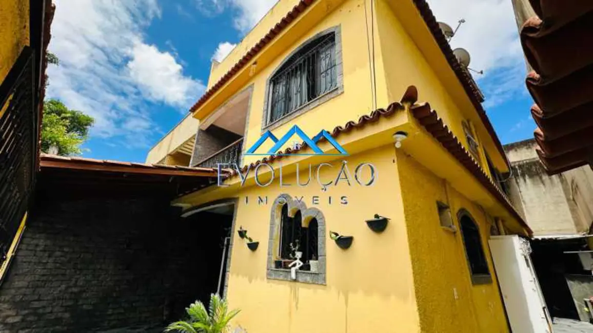 Casa com 4 quartos à venda, 220m2 em Rio De Janeiro - RJ - imagem 1 Foto 1 de Casa com 4 quartos à venda, 220m2 em Rio De Janeiro - RJ