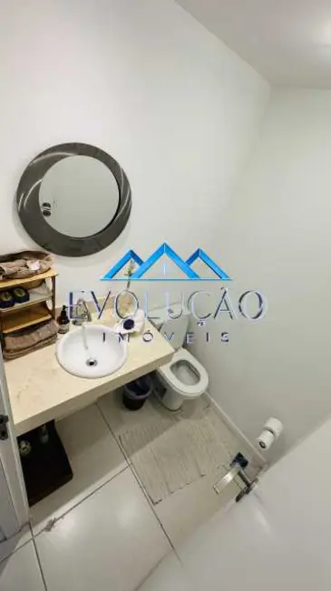Apartamento com 4 quartos à venda, 227m2 em Rio De Janeiro - RJ - imagem 9 Foto 9 de Apartamento com 4 quartos à venda, 227m2 em Rio De Janeiro - RJ