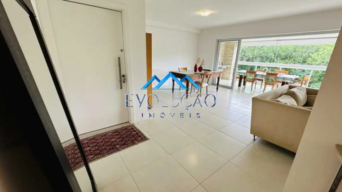 Apartamento com 4 quartos à venda, 227m2 em Rio De Janeiro - RJ - imagem 4 Foto 4 de Apartamento com 4 quartos à venda, 227m2 em Rio De Janeiro - RJ