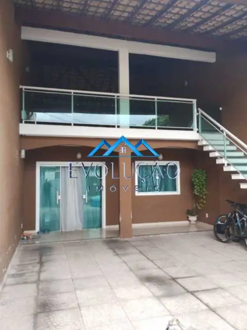 Foto 2 de Casa com 3 quartos à venda, 200m2 em Rio De Janeiro - RJ