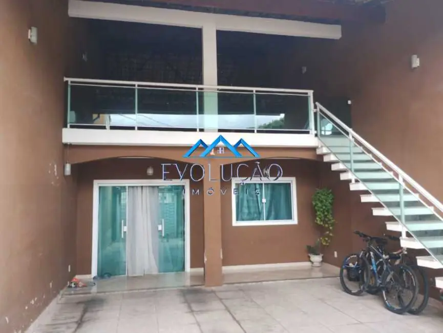 Foto 1 de Casa com 3 quartos à venda, 200m2 em Rio De Janeiro - RJ