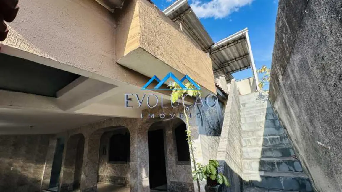 Casa com 2 quartos à venda, 150m2 em Rio De Janeiro - RJ - imagem 3 Foto 3 de Casa com 2 quartos à venda, 150m2 em Rio De Janeiro - RJ