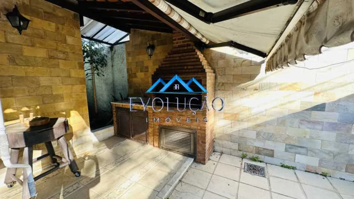 Foto 4 de Casa de Condomínio com 3 quartos à venda, 180m2 em Rio De Janeiro - RJ