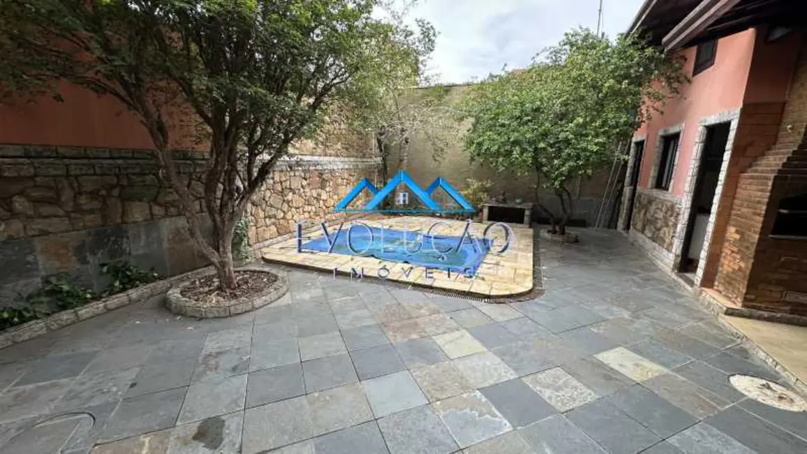 Foto 3 de Casa de Condomínio com 5 quartos à venda e para alugar, 350m2 em Rio De Janeiro - RJ