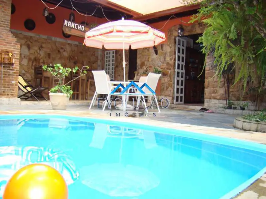 Foto 1 de Casa de Condomínio com 5 quartos à venda e para alugar, 350m2 em Rio De Janeiro - RJ