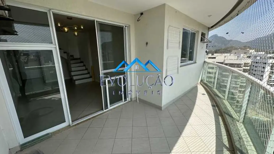 Cobertura com 2 quartos para alugar, 140m2 em Rio De Janeiro - RJ - imagem 8 Foto 8 de Cobertura com 2 quartos para alugar, 140m2 em Rio De Janeiro - RJ