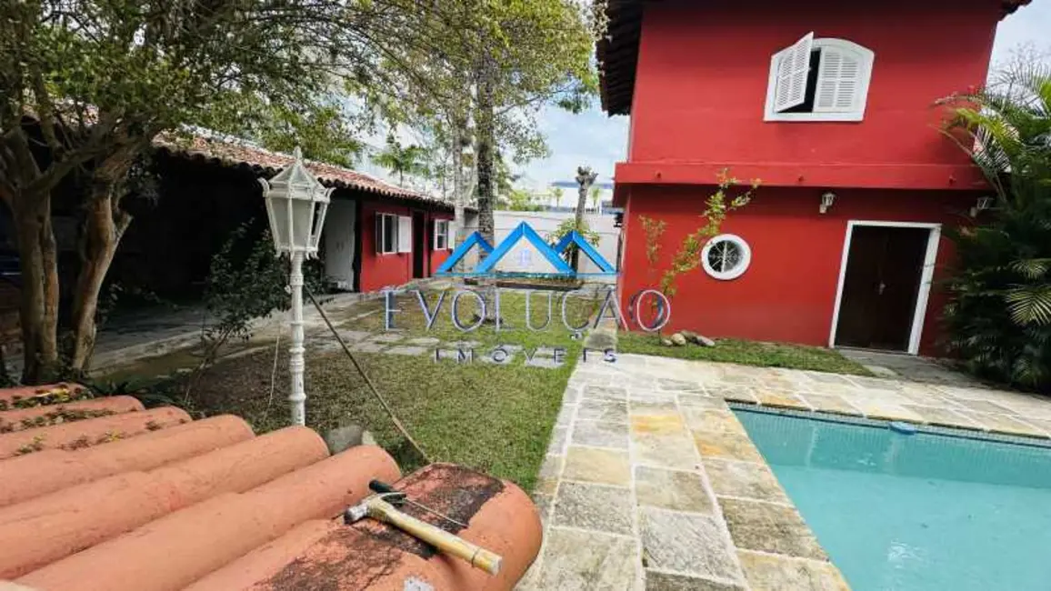 Foto 5 de Casa com 3 quartos à venda, 316m2 em Rio De Janeiro - RJ