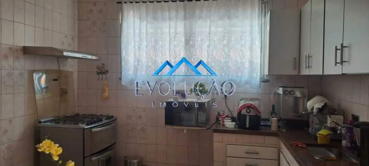 Casa com 3 quartos à venda, 250m2 em Rio De Janeiro - RJ - imagem 3 Foto 3 de Casa com 3 quartos à venda, 250m2 em Rio De Janeiro - RJ