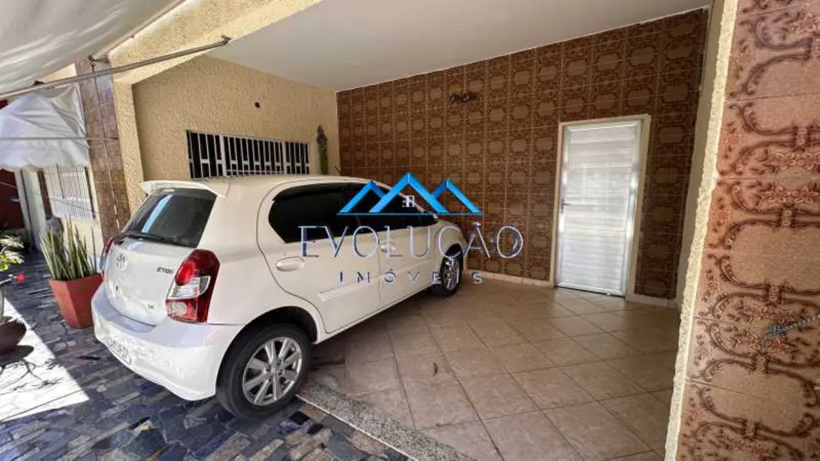 Foto 3 de Casa com 3 quartos à venda, 250m2 em Rio De Janeiro - RJ