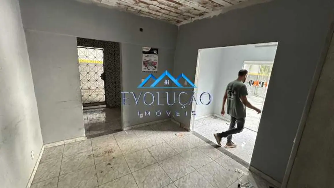 Armazém / Galpão para alugar, 230m2 em Rio De Janeiro - RJ - imagem 3 Foto 3 de Armazém / Galpão para alugar, 230m2 em Rio De Janeiro - RJ