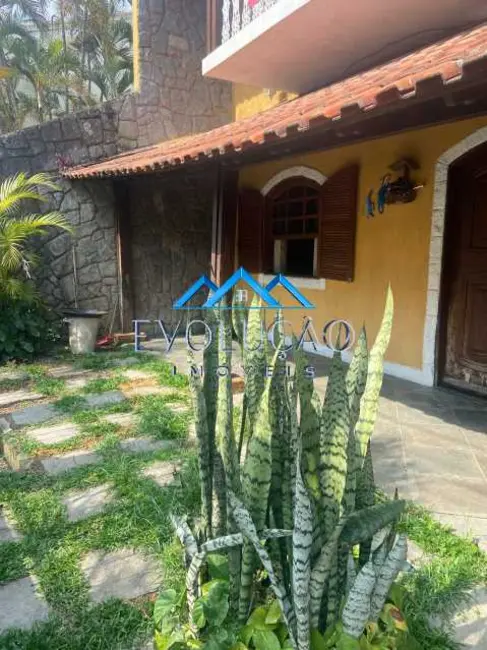 Foto 4 de Casa de Condomínio com 3 quartos à venda, 283m2 em Rio De Janeiro - RJ