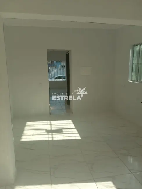 Foto 2 de Casa com 2 quartos à venda, 102m2 em Chácara Recanto, Cotia - SP