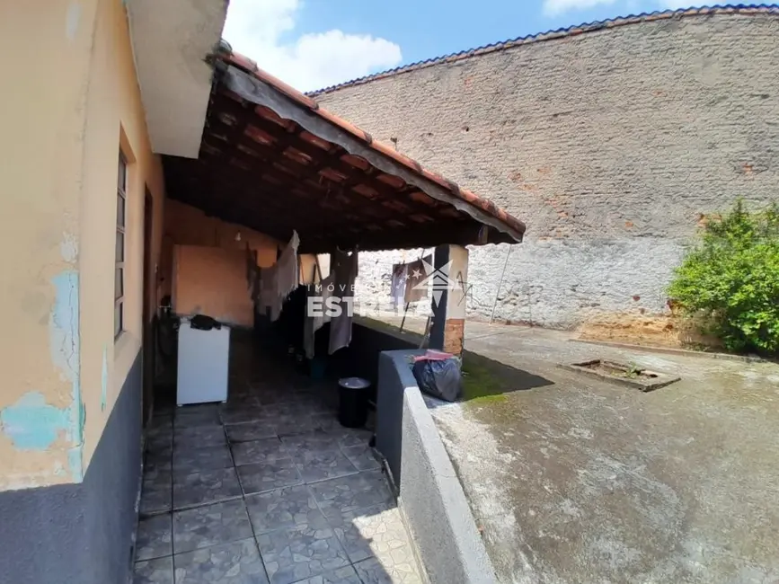 Foto 4 de Casa com 2 quartos à venda, 105m2 em Vila Santo Antônio do Portão, Cotia - SP