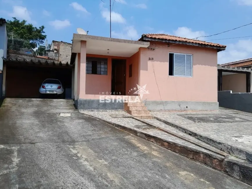 Foto 1 de Casa com 2 quartos à venda, 105m2 em Vila Santo Antônio do Portão, Cotia - SP