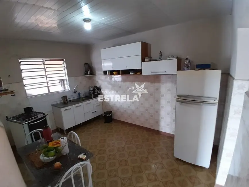 Foto 2 de Casa com 2 quartos à venda, 105m2 em Vila Santo Antônio do Portão, Cotia - SP