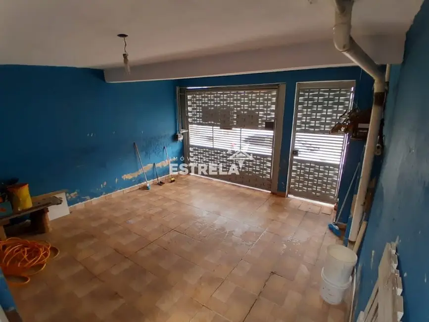 Casa com 2 quartos à venda, 115m2 em Jardim Nova Vida, Cotia - SP - imagem 3 Foto 3 de Casa com 2 quartos à venda, 115m2 em Jardim Nova Vida, Cotia - SP