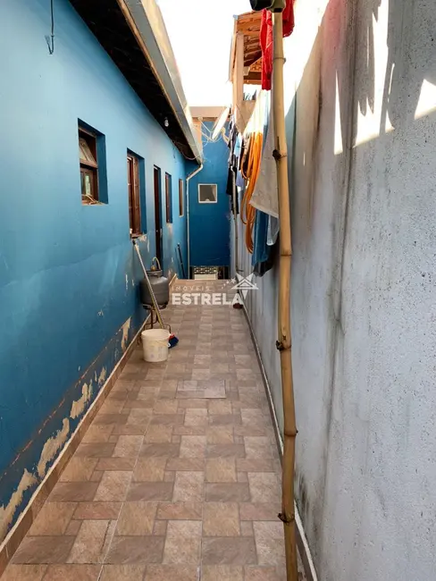 Casa com 2 quartos à venda, 115m2 em Jardim Nova Vida, Cotia - SP - imagem 4 Foto 4 de Casa com 2 quartos à venda, 115m2 em Jardim Nova Vida, Cotia - SP