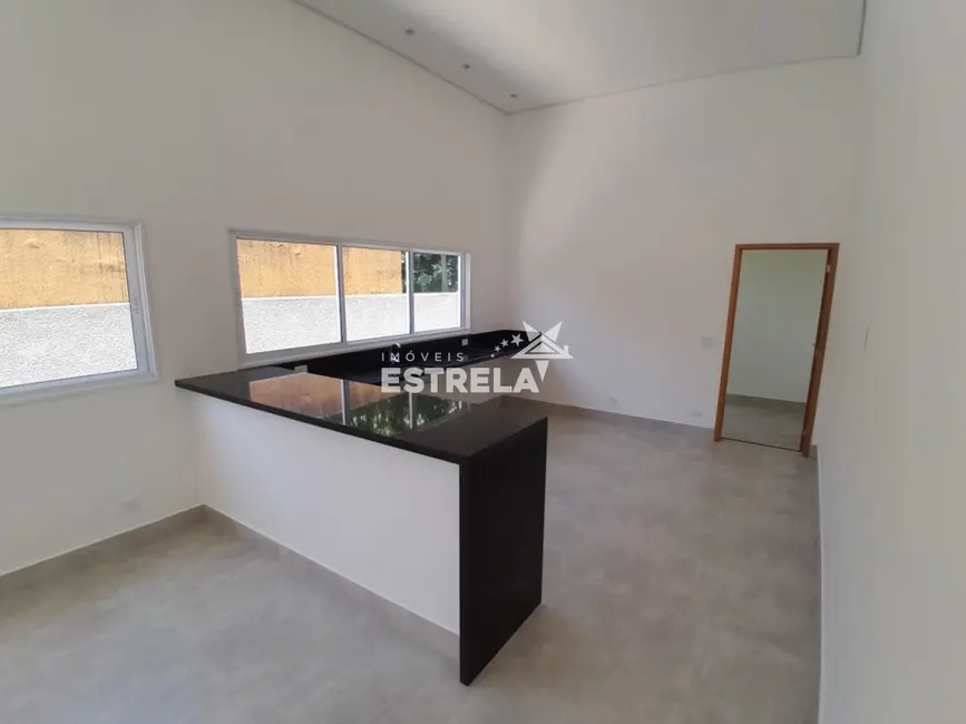 Casa com 3 quartos à venda, 178m2 em Vargem Grande Paulista - SP - imagem 4 Foto 4 de Casa com 3 quartos à venda, 178m2 em Vargem Grande Paulista - SP