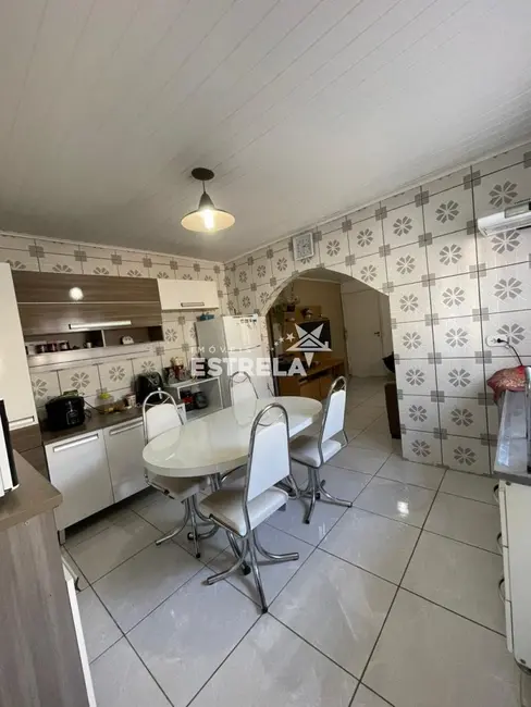 Foto 1 de Casa com 2 quartos à venda, 140m2 em Jardim Ísis, Cotia - SP