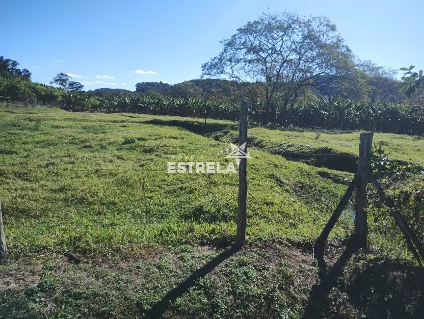 Foto 5 de Fazenda / Haras com 4 quartos à venda, 300m2 em Registro - SP
