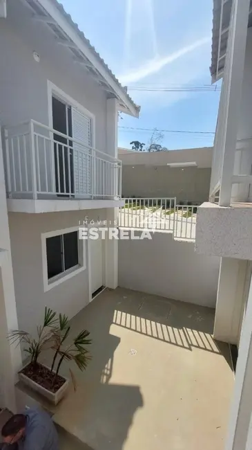 Foto 6 de Casa com 2 quartos à venda, 50m2 em Chácara Vista Alegre, Cotia - SP