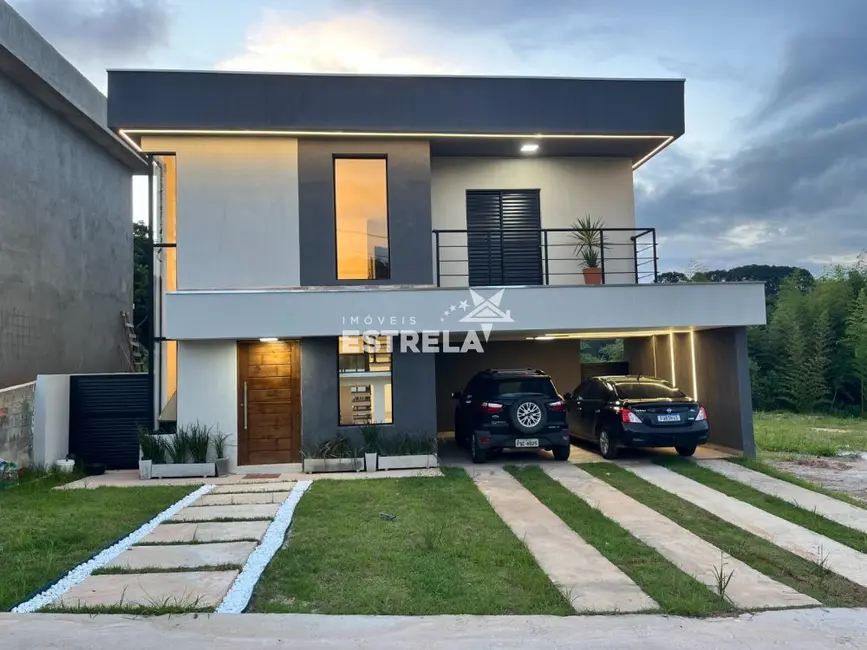 Foto 2 de Casa com 3 quartos à venda, 242m2 em Parque Dom Henrique, Cotia - SP