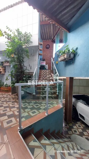 Casa com 2 quartos à venda, 250m2 em Jardim Lavapes das Graças, Cotia - SP - imagem 6 Foto 6 de Casa com 2 quartos à venda, 250m2 em Jardim Lavapes das Graças, Cotia - SP