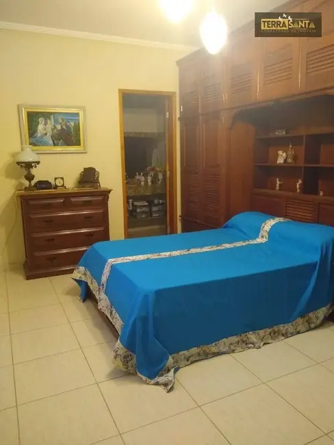 Foto 6 de Casa com 3 quartos à venda, 300m2 em Guaratingueta - SP